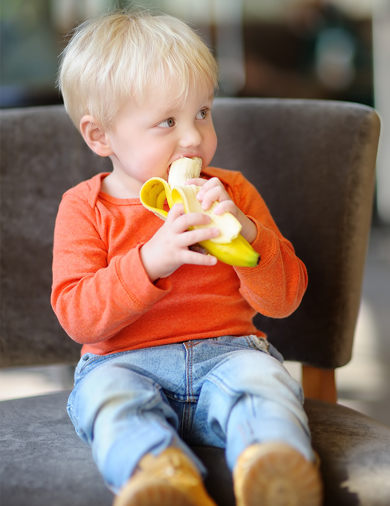 Mire kell figyelni a székrekedésre hajlamos gyerek táplálásakor?